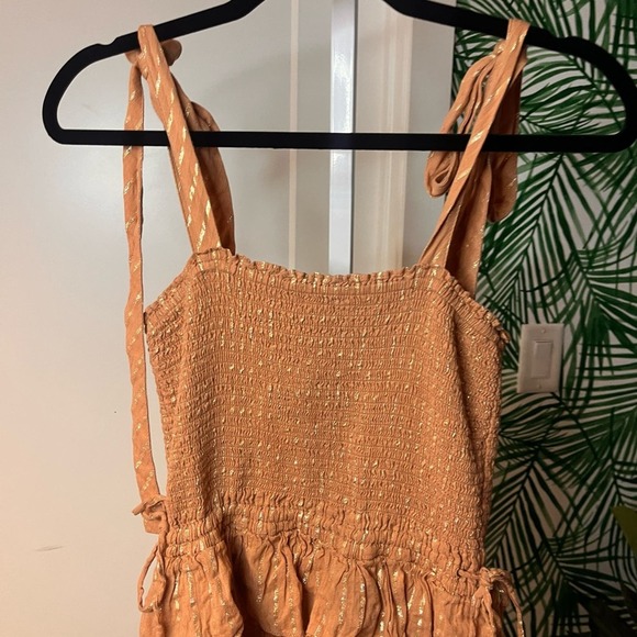 House of Harlow 1960 Shimmer Smocked Tiered Mini Dress Small - Picture 7 of 13